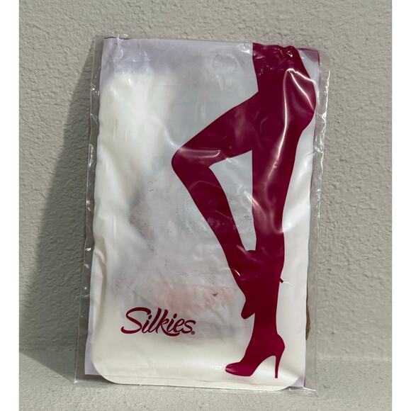 Silkies Ultra Knee Hi's 2013 Regular Size Nude/Natural Color USA Made New‎ - Picture 1 of 5